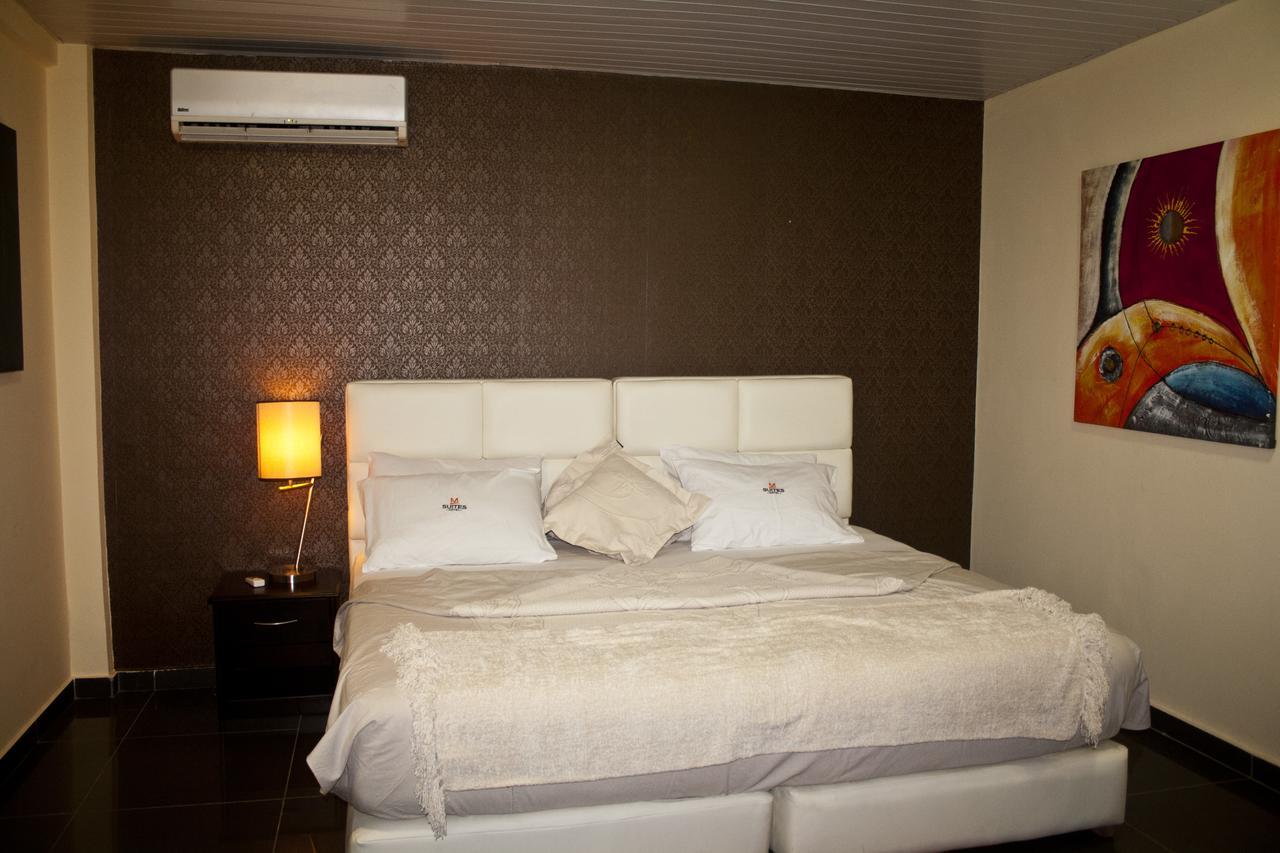 M Suites Hotel Аккра Екстер'єр фото