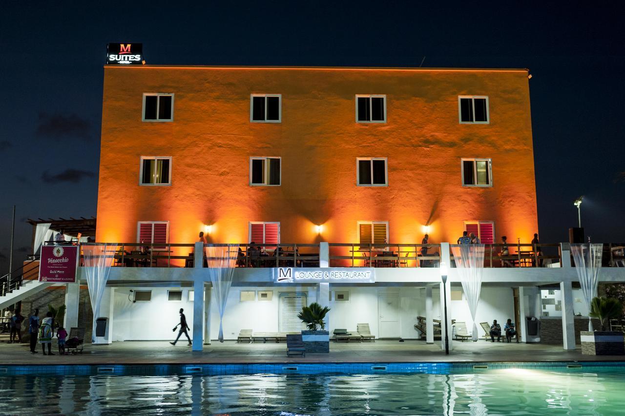 M Suites Hotel Аккра Екстер'єр фото